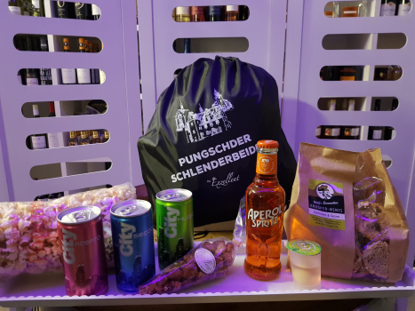Rucksack/Sportbeutel "PUNGSCHDER SCHLENDERBEIDEL"